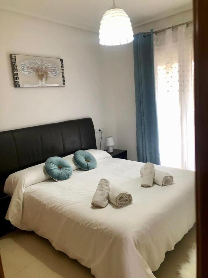 Villa Life . Precioso Bajo Frente Piscina スシナ エクステリア 写真
