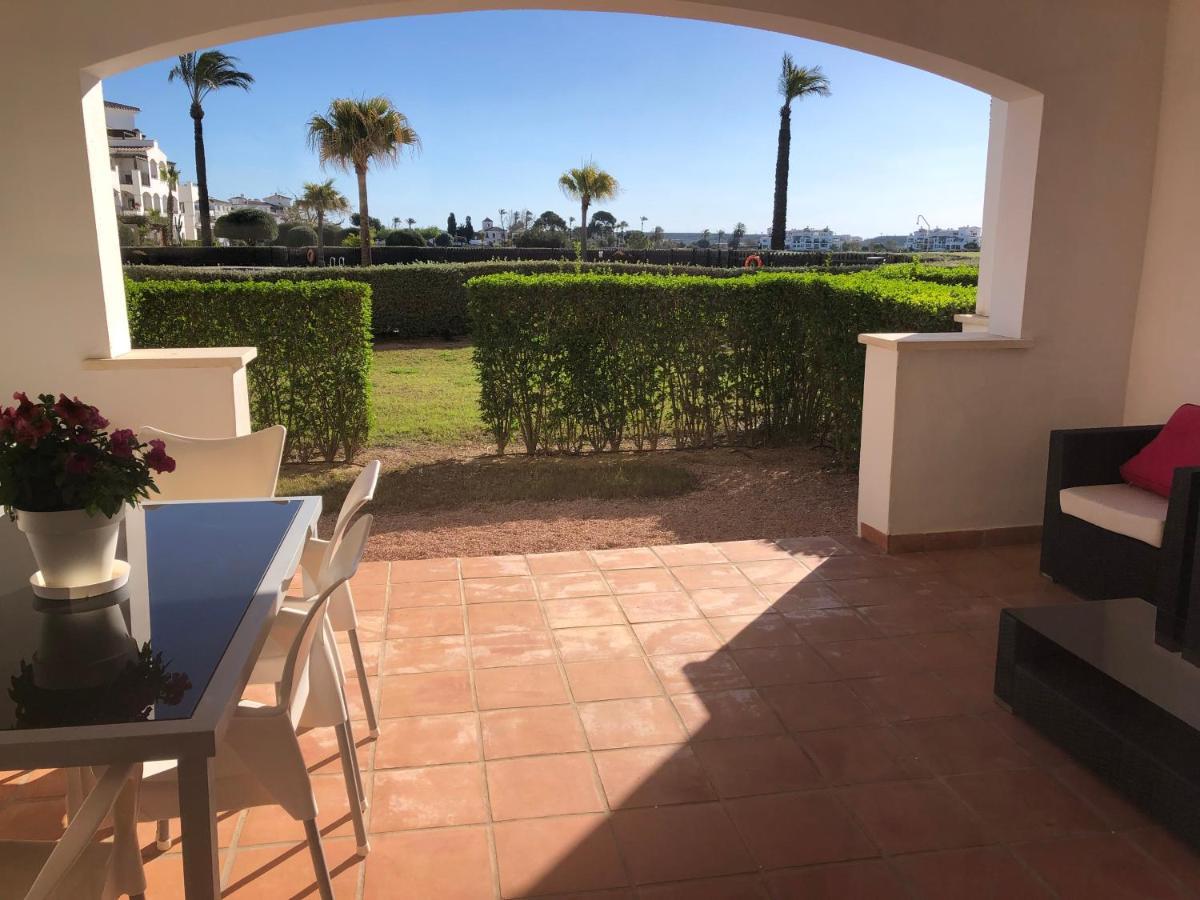 Villa Life . Precioso Bajo Frente Piscina スシナ エクステリア 写真