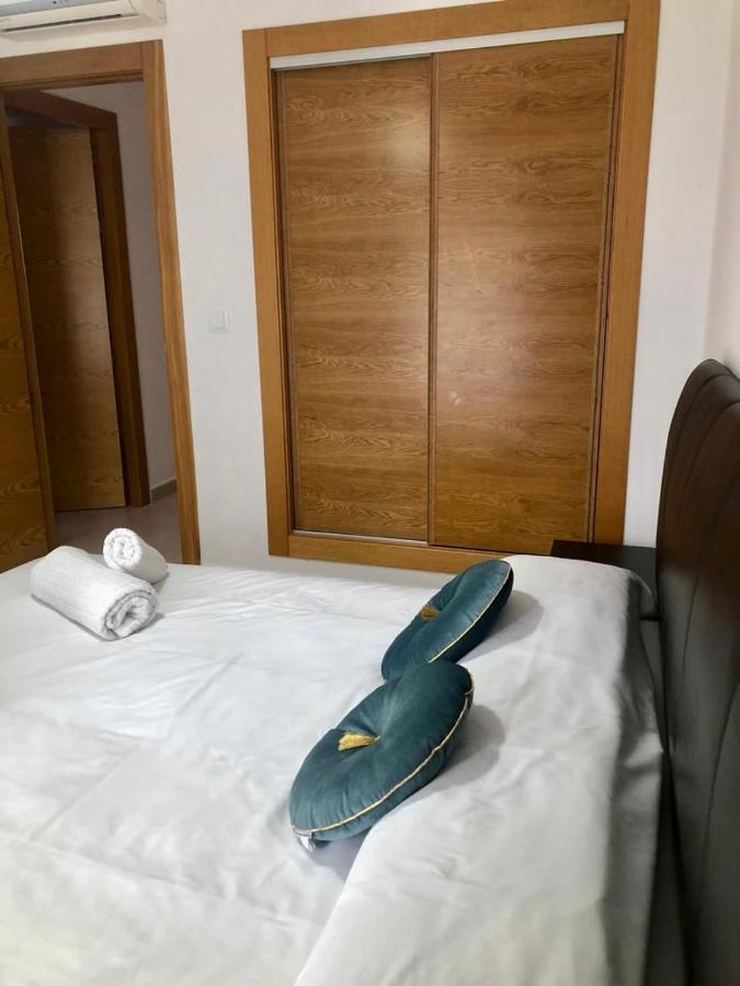 Villa Life . Precioso Bajo Frente Piscina スシナ エクステリア 写真